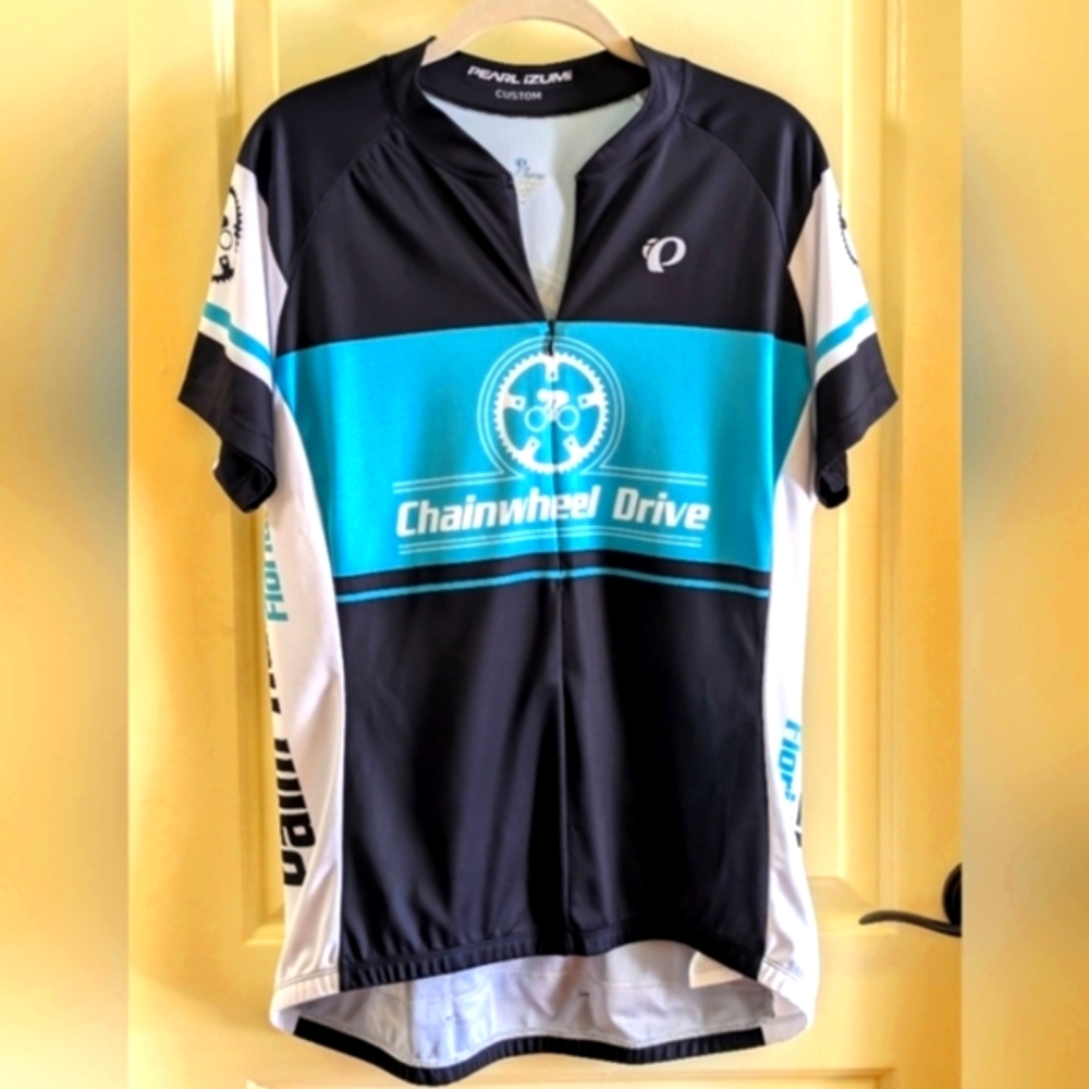 SALE ! 2 Cycle Jerseys Pearl Izumi Elite Womens Including a Cycling Racing Shirt